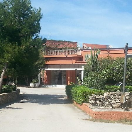 Hotel Sport Club Portorais Carini Exterior foto