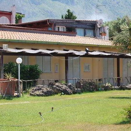 Hotel Sport Club Portorais Carini Exterior foto