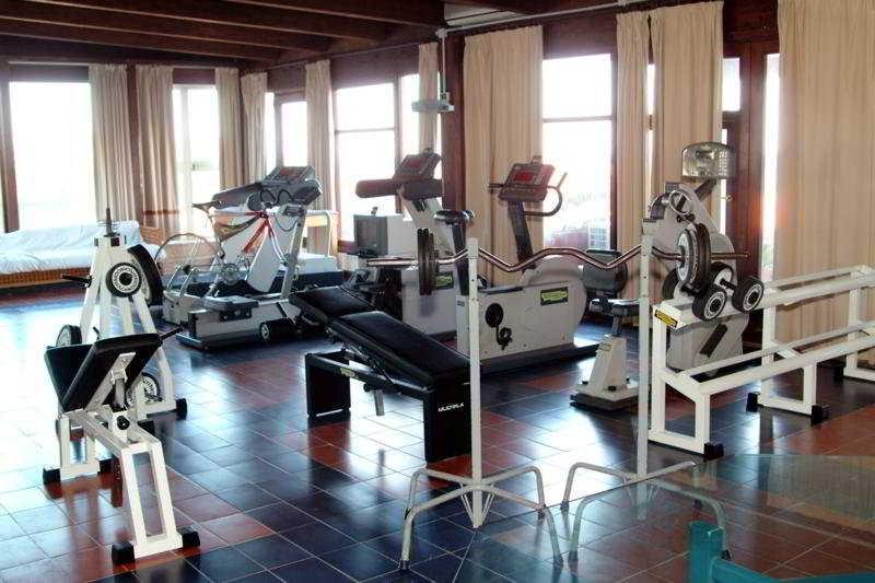 Hotel Sport Club Portorais Carini Exterior foto
